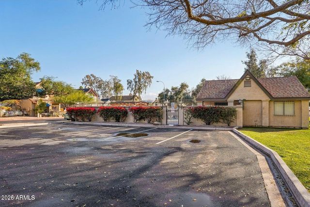 1535 N HORNE -- 10, Mesa, AZ 85203