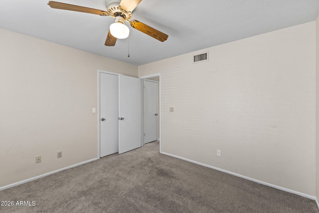 Image 10 of property listing at 1535 N HORNE -- 10, Mesa, AZ 85203