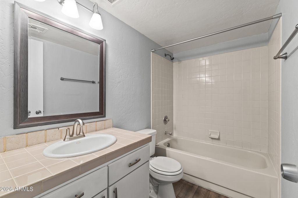 Image 11 of property listing at 1535 N HORNE -- 10, Mesa, AZ 85203