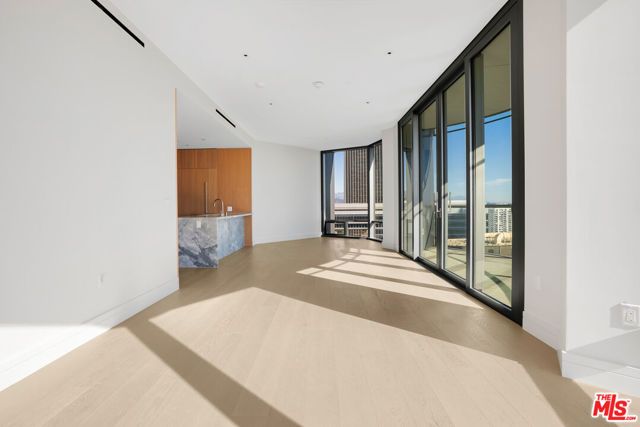 211 W Elm Court 16B, Los Angeles, CA 90067