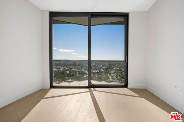 211 W Elm Court 16B, Los Angeles, CA 90067