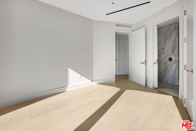 211 W Elm Court 16B, Los Angeles, CA 90067