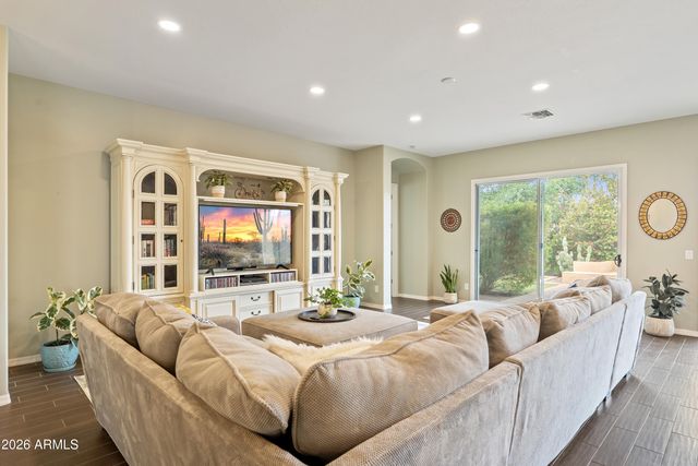 2120 E Geronimo Street, Chandler, AZ 85225