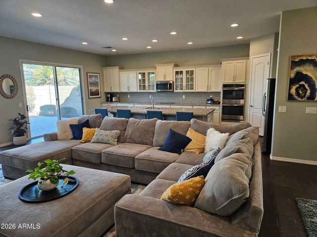 2120 E Geronimo Street, Chandler, AZ 85225