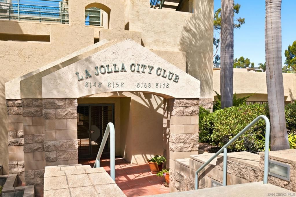 8178 Avenida Navidad 12, San Diego, CA 92122 — photo 2
