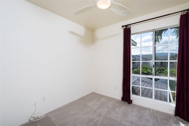 94-686 Lumiauau Street UU 204, Waipahu, HI 96797