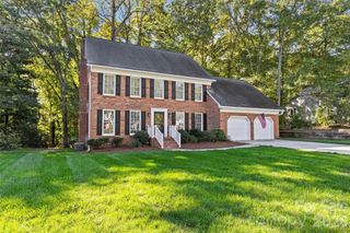 6618 Pensford Lane, Charlotte, NC 28270