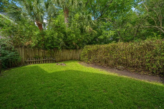 230 Marsh Oaks Drive, Charleston, SC 29407