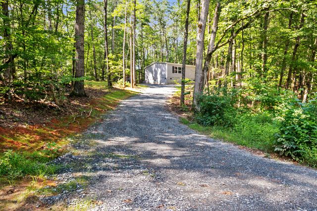 8827 Big Creek Road, Ellijay, GA 30536