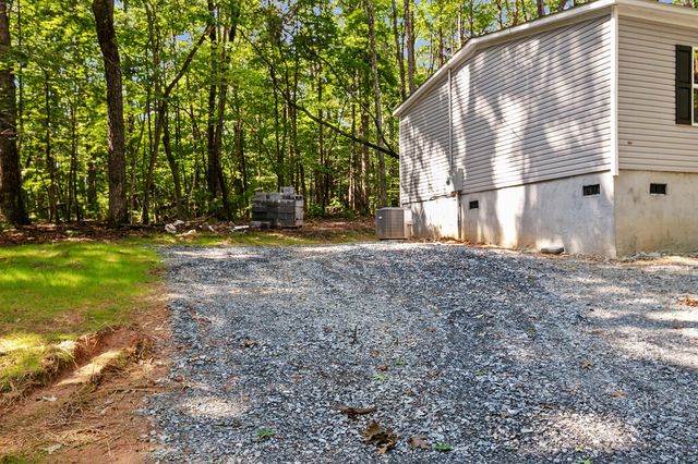 8827 Big Creek Road, Ellijay, GA 30536