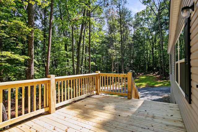 8827 Big Creek Road, Ellijay, GA 30536
