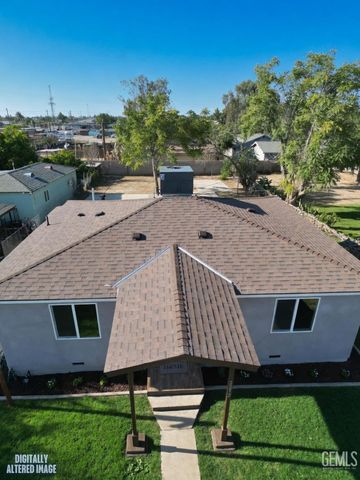 2212 Larcus Avenue, Bakersfield, CA 93307