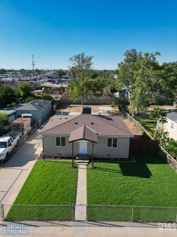 2212 Larcus Avenue, Bakersfield, CA 93307