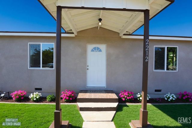 2212 Larcus Avenue, Bakersfield, CA 93307