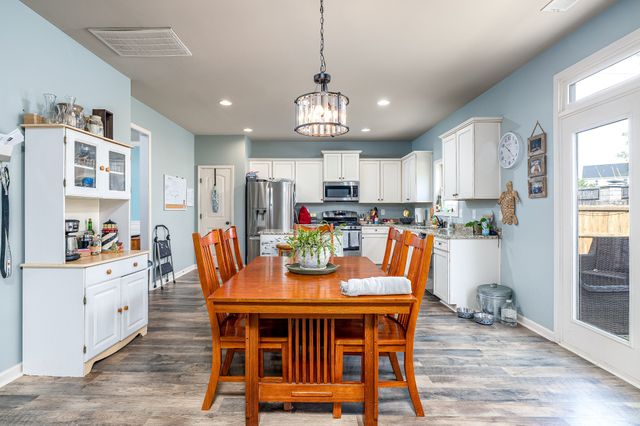 2034 Austin Dr, Spring Hill, TN 37174