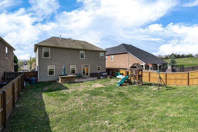 2034 Austin Dr, Spring Hill, TN 37174