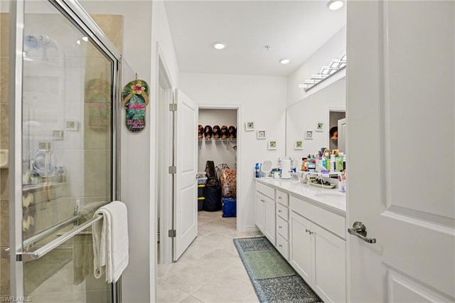 20590 Hazelnut CT S, Lehigh Acres, FL 33936