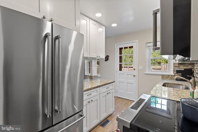 4115 33RD ST S, Arlington, VA 22206