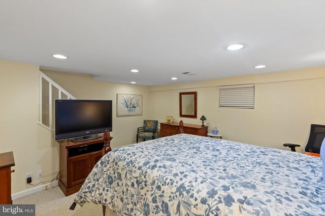 4115 33RD ST S, Arlington, VA 22206