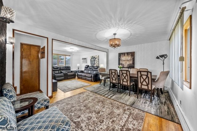 101 Maple Hill Rd, Clifton City, NJ 07013