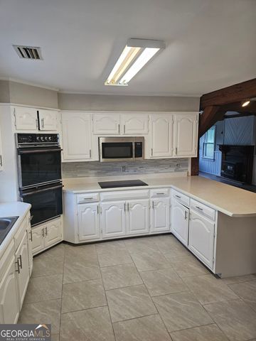 119 E Wacona Drive, Waycross, GA 31501