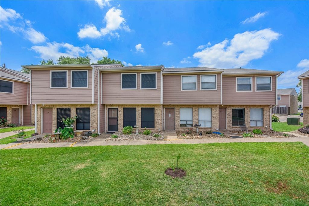 2807 Wildflower Drive 23, Bryan, TX 77802