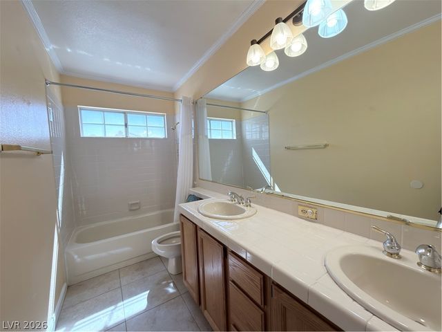 7620 Marluna Court, Las Vegas, NV 89128