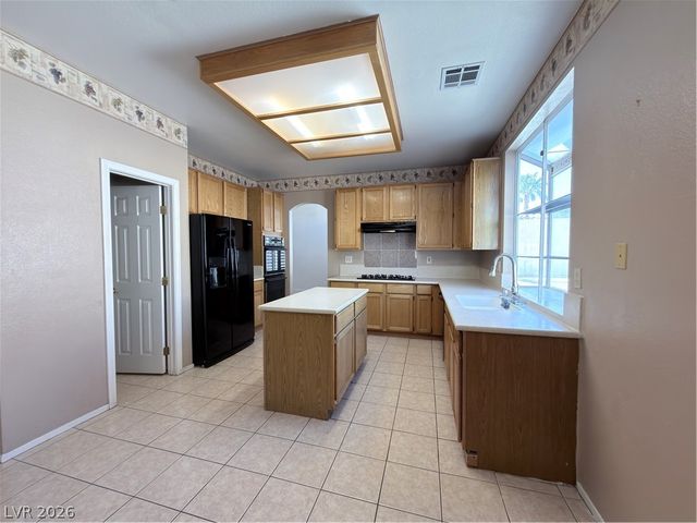 7620 Marluna Court, Las Vegas, NV 89128