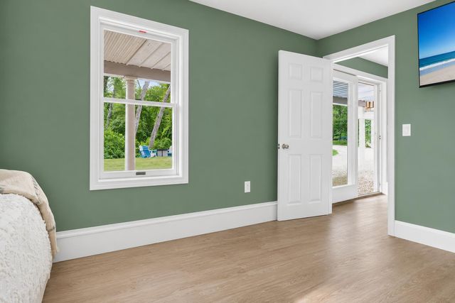 90 Log Cabin Road, Eastham, MA 02642