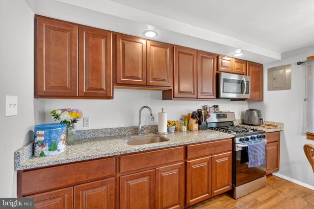 7868 SAINT BRIDGET LN, Baltimore, MD 21222