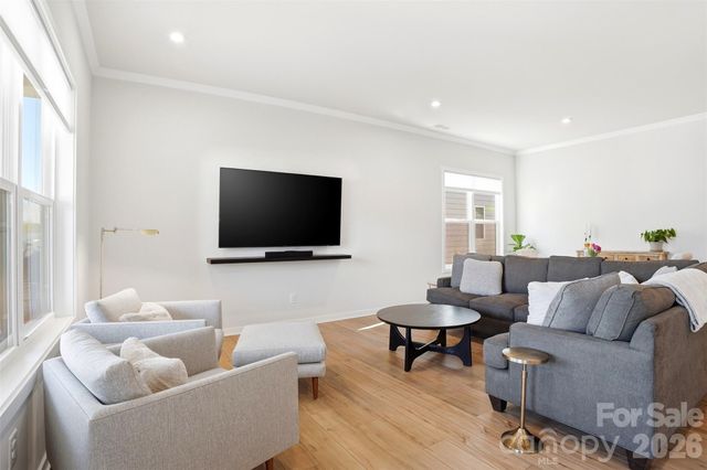 7104 Wayfarer Drive, Charlotte, NC 28269