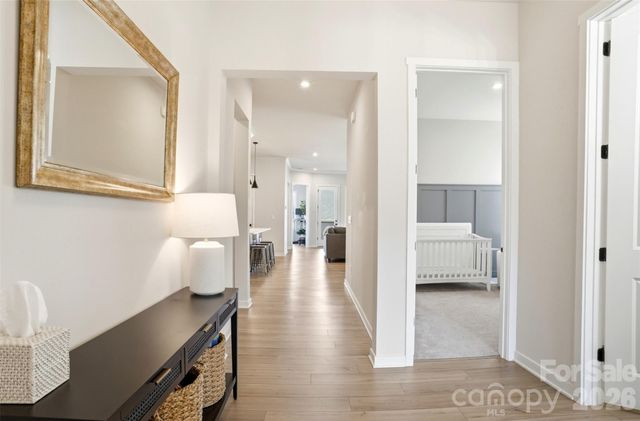 7104 Wayfarer Drive, Charlotte, NC 28269