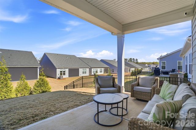 7104 Wayfarer Drive, Charlotte, NC 28269