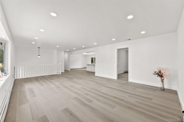 193 Frederick Avenue, South Floral Park, NY 11001