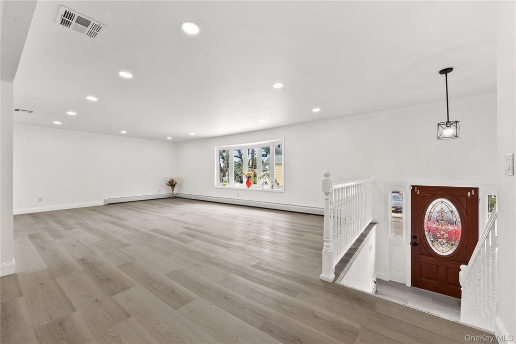 193 Frederick Avenue, South Floral Park, NY 11001 — photo 3
