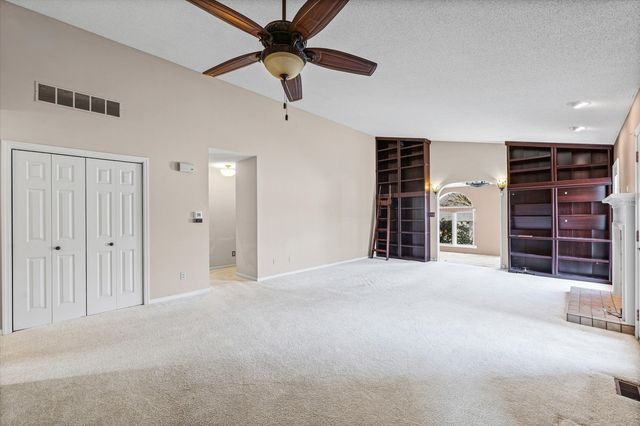 1502 Theodore Drive B, Champaign, IL 61821