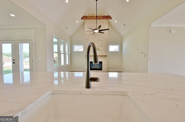 40 Greylock Creek Drive, Senoia, GA 30276