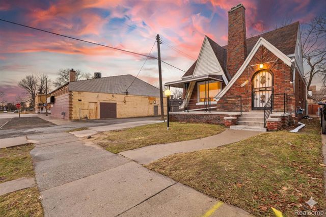 17127 Griggs Street, Detroit, MI 48221