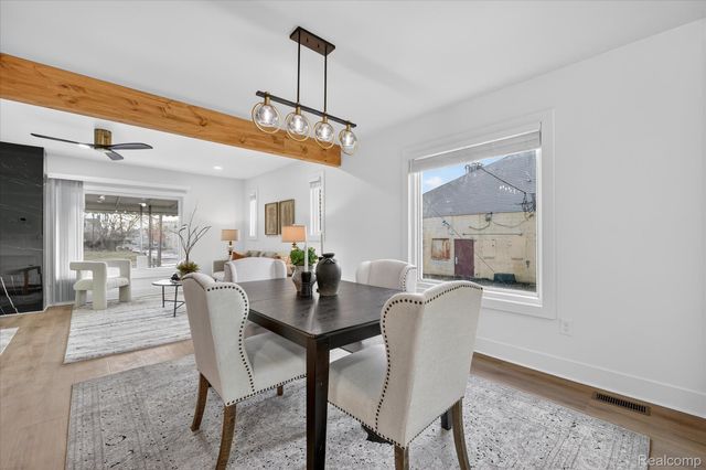 17127 Griggs Street, Detroit, MI 48221