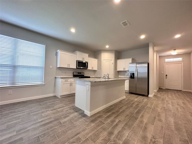 8916 Boulder Oak Boulevard, Fort Worth, TX 76131