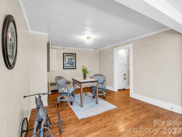 23 Sunset Drive, Black Mountain, NC 28711
