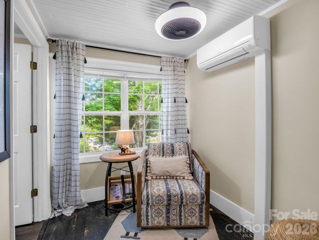 23 Sunset Drive, Black Mountain, NC 28711