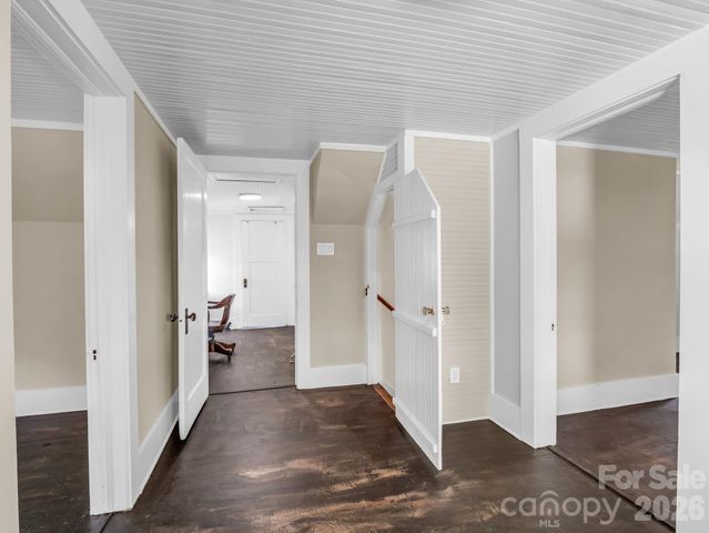 23 Sunset Drive, Black Mountain, NC 28711
