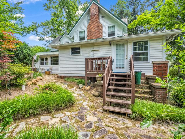 23 Sunset Drive, Black Mountain, NC 28711