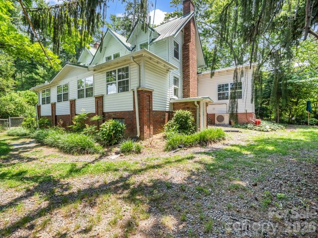 23 Sunset Drive, Black Mountain, NC 28711