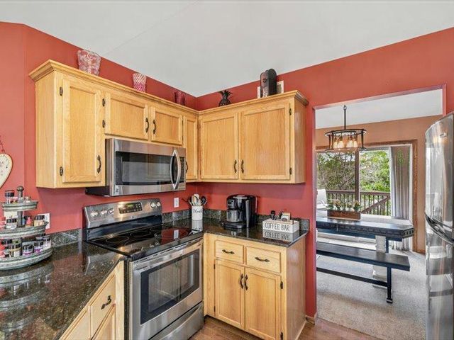 6156 152nd Street N, Hugo, MN 55038