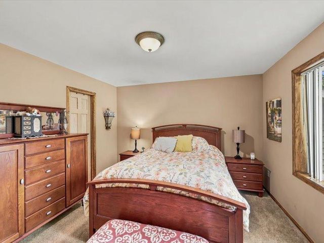 6156 152nd Street N, Hugo, MN 55038