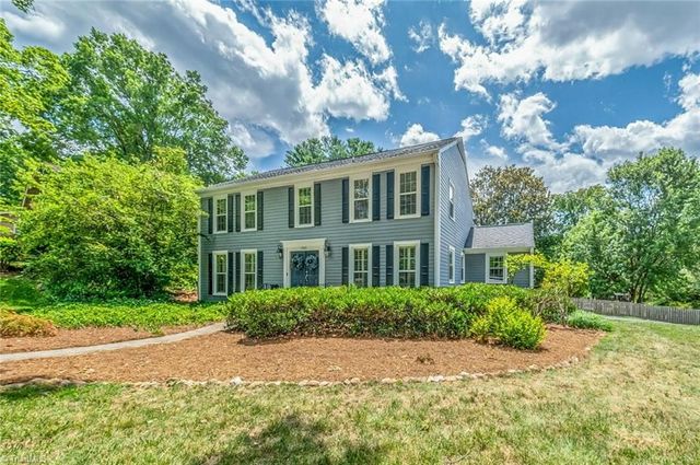 1320 Abingdon Way, Winston-salem, NC 27106