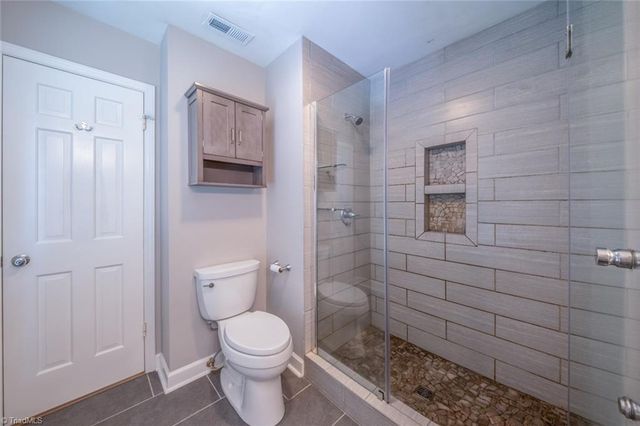 1320 Abingdon Way, Winston-salem, NC 27106