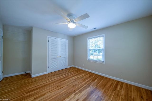 1320 Abingdon Way, Winston-salem, NC 27106